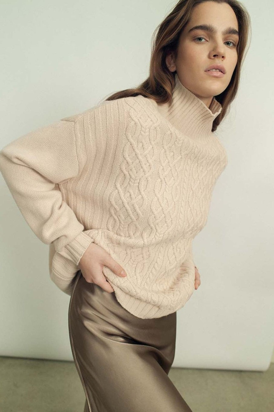 Women Fall Winter Spring Summer Basics | Scrabble Braid Knit Winter Cream