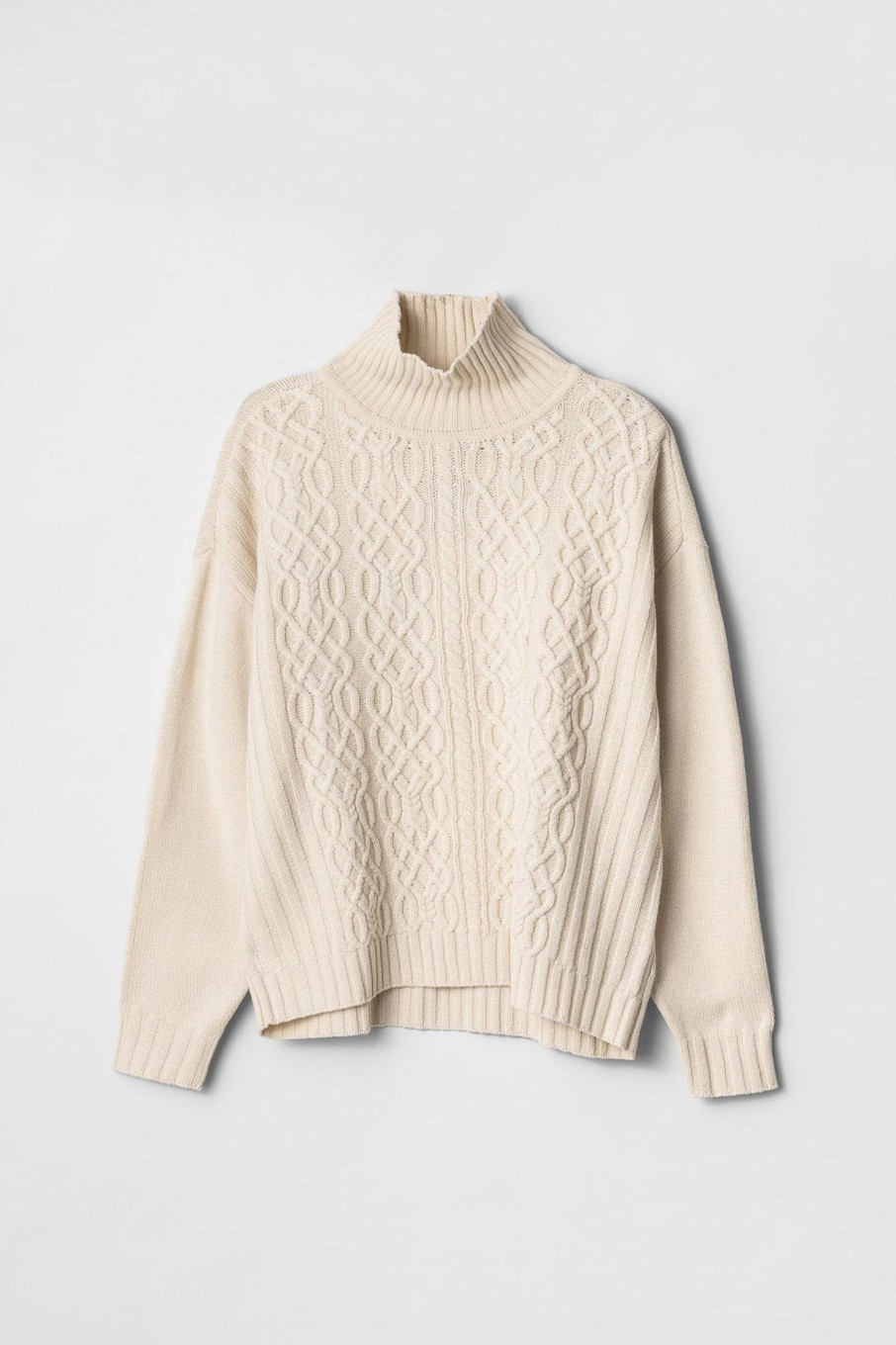 Women Fall Winter Spring Summer Basics | Scrabble Braid Knit Winter Cream